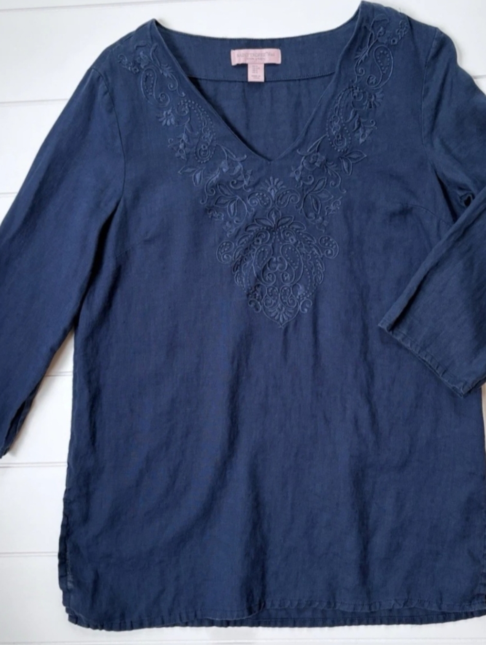 Saint Tropez West Linen Navy Floral Embroidered V-Neck Tunic Top Size Medium